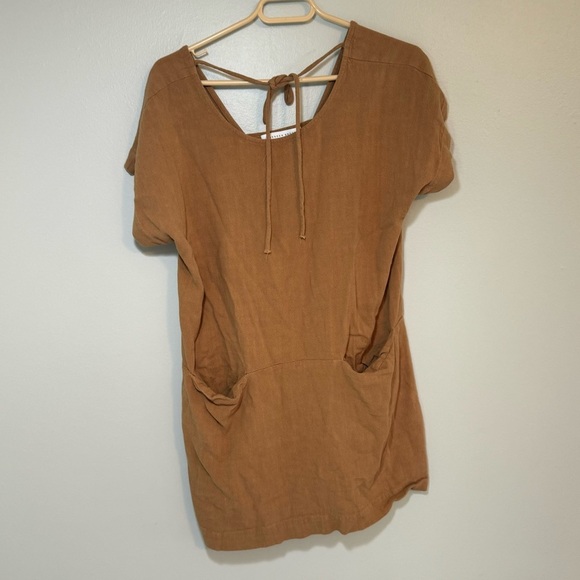 Lavender Sketch Dresses & Skirts - Women’s Size Medium Lavender Sketch Brown/Tan Dress With Pockets
